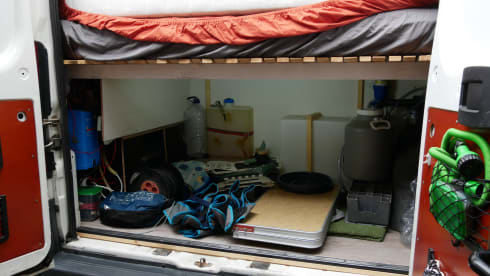 Peus – Off-grid camper with new interior 2023