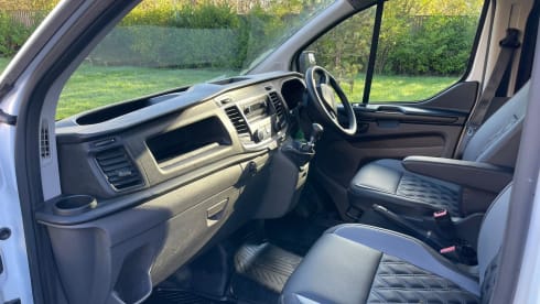Charlie Van Dan – 4 berth Ford campervan from 2018