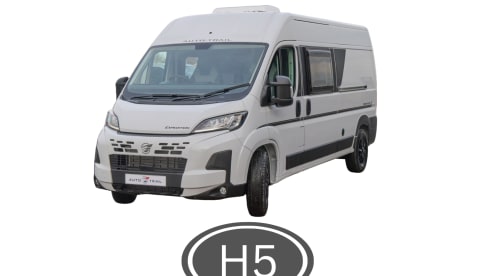 H5 – Auto Trail Expedition 67 Flex - 4 berth Campervan