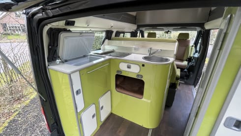 Beautiful Ford Transit Nugget with high roof, lots of space in a compact bus!