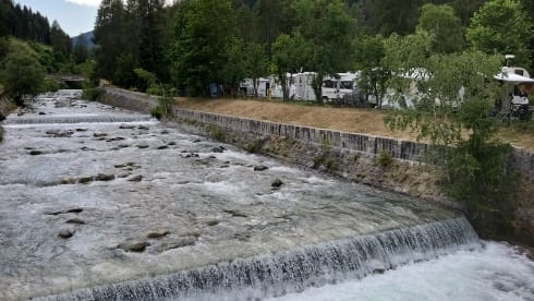 luxury ford benimar for rent bwjr 2021