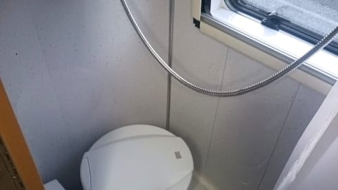 Rollerteam – Citroën-Wohnmobil mit 2 Schlafplätzen aus dem Jahr 2020