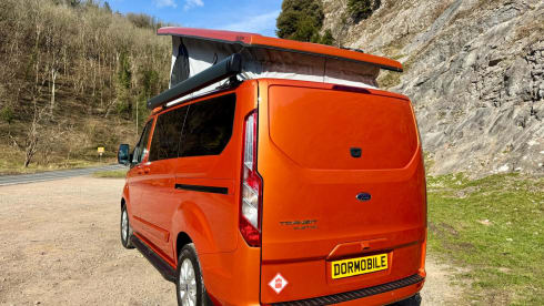 Frodo – Campervan Ford a 4 posti letto dal 2024