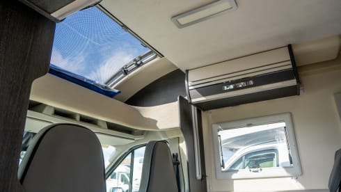 VDX – Compact 4 Berth Fixed Bed (Air Conditioned) 2024 Model