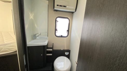 Zefiro 685 Automatic 5 berth – 2023 Roller Team Zefiro 685 Auto Five berth 