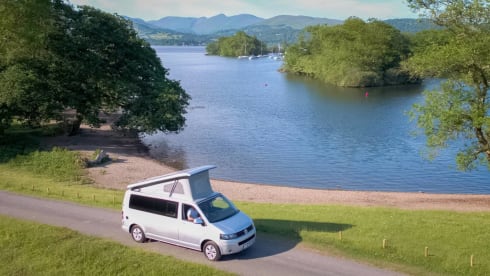Silver VW Camper – Luxury VW Camper Lake Windermere
