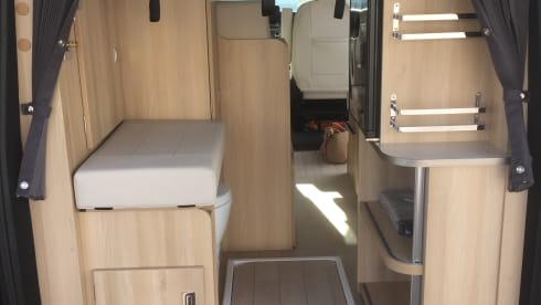 Vanlife42 – Ford Capland