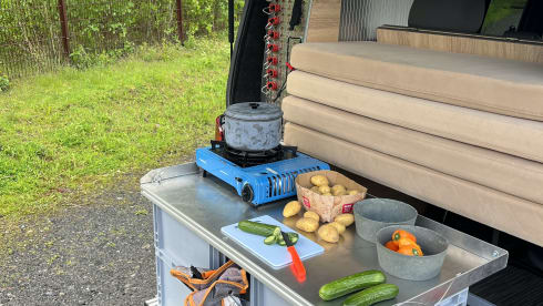 Nova – Simply experience. Learn to love camping with our VW t5.