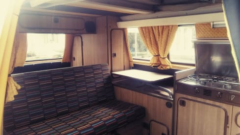 Johnattend – Kombi VW T25 T3 4/5 Personen Van umgebaut von Westfalia