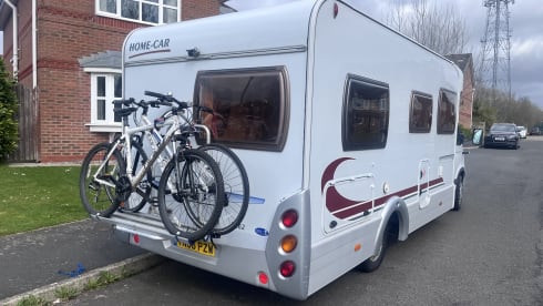 Alfie – 4 berth Renault semi-integrated from 2006