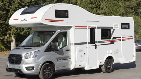 Skye – 5 berth Roller Team semi-integrated 2024/25