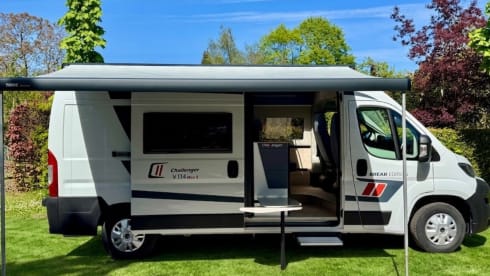 Autobus Challenger a 5 posti dal 2026