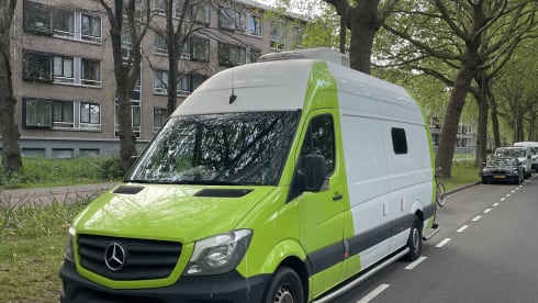 The Green Machine – camping-car pour 2 ou 3 personnes