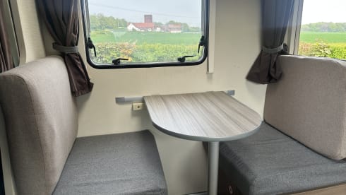 Large 6 berth modern motorhome