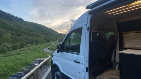 Hunter – 5 berth Volkswagen Crafter