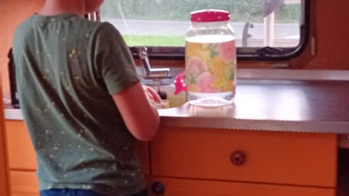 Globetrotter – 4p Dethleffs alcove uit 1993