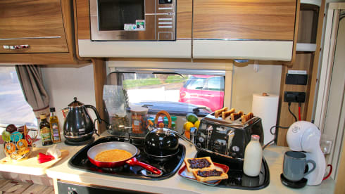 CAMPERWOLF – A LOW PRICE and UP TO 22% SAVING -  2/3/4 Berth - UNLIMITED MILES