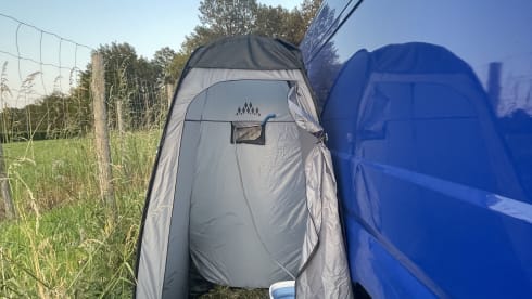 Blue Rambler – Peugeot Boxer bus camper from 2015