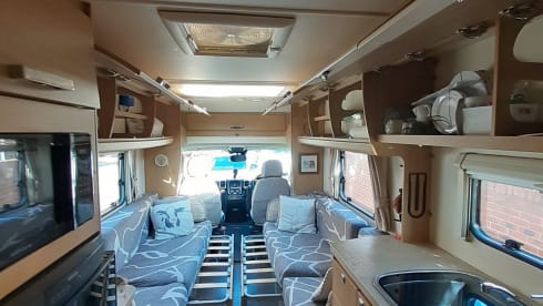 Roxanne – Dog Friendly, 2 berth , Adventure Holiday 