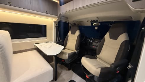 Freedom on Wheels – 2p Other bus from 2019