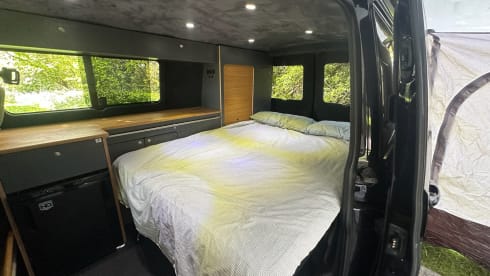 Betty – Off-road VW T6 with tinted windows