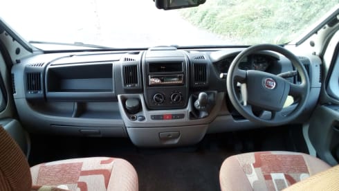 Sundance  – 5 berth Swift alcove from 2009