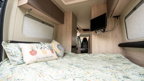 Tony – AUTOTRAIL 67 perfect for couples. Can sleep 4 with driveaway tent.