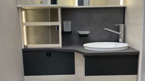 Challenger 317 – Challenger 337 GRAPHITE ULTIMATE - Automatic 2025