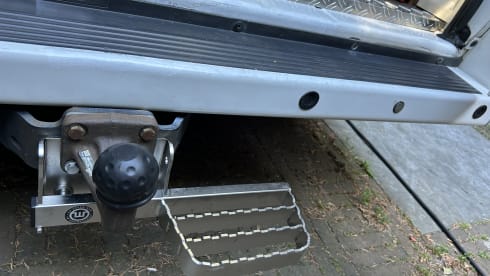 Stoere Duco – Reliable Hymer Sydney urban camper, comfortable, complete inventory