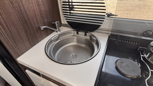 Betty  – 6 berth Benimar Mileo from 2018