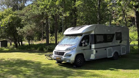 Pretty Easy Going – Luxury Adria Coral Supreme 670 SLT Fiat 6 2.3 150 hp, automatic