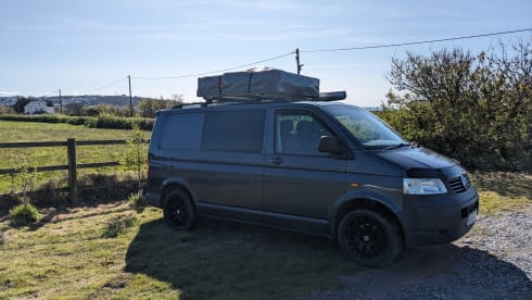 Blu – Dog Friendly CamperVan 