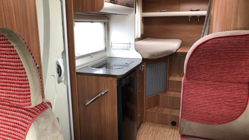 ADRIA with 2 SINGLE BEDS and LARGE GARAGE (660 cm)
