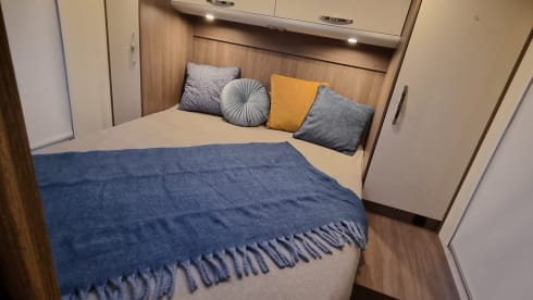 4p Bürstner camper 2016 KM FREE!