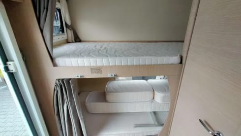 Camper 6 persons Forster A699 VB 