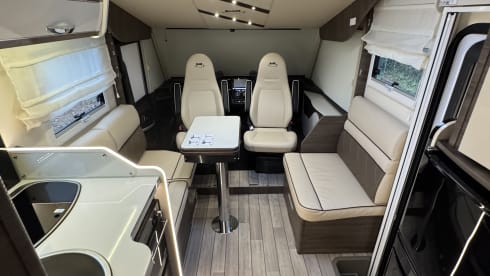 Luxury McLouis camper for 4 people 