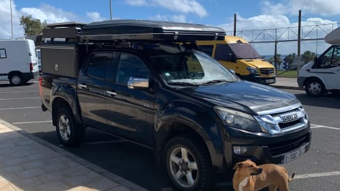 Isuzu D-max 4x4 met 2p. daktent.