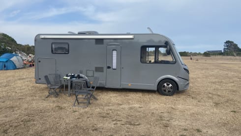 4 berth Luxury RV Motorhome