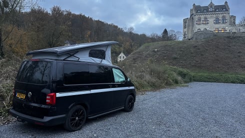 Free Your Mind  – Go on an adventure with this Volkswagen T6 Camper (2018)
