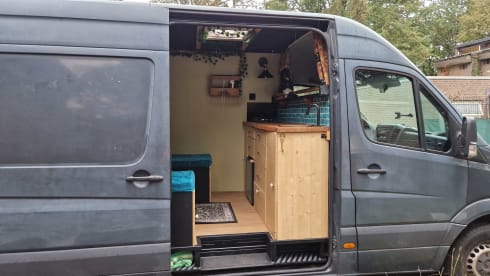 Henry – 2p Mercedes-Benz bus from 2007