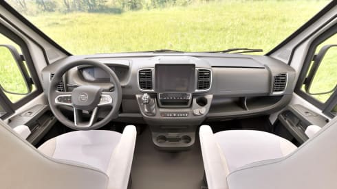 2p Carado bus from 2026