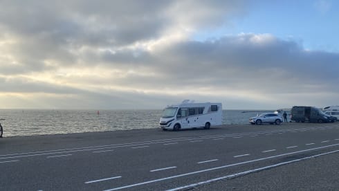 McLouis 873 – 5p McLouis integrated uit 2025