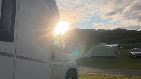 Eve – 2025, luxury 5 berth motorhome 