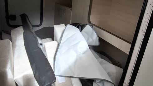 Mobile-Home –  Nordic Edition 627GA Sky Ford 170 AUTOMAAT uit 2025 