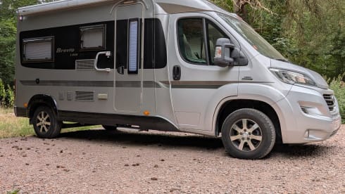 Tony – Autobus Bürstner a 4 posti letto del 2017