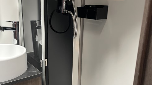 5p Benimar semi-integrated uit 2025