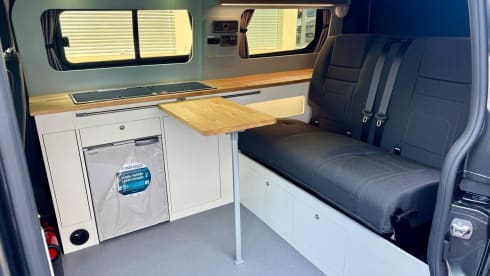 Doreen – Ford-Wohnmobil mit 4 Schlafplätzen ab 2024