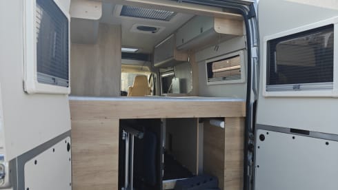 2p Citroën campervan from 2018