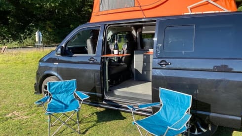 Trevor – VW Campervan 