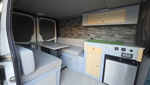 Noeste bus – 4p Volkswagen campervan uit 2015